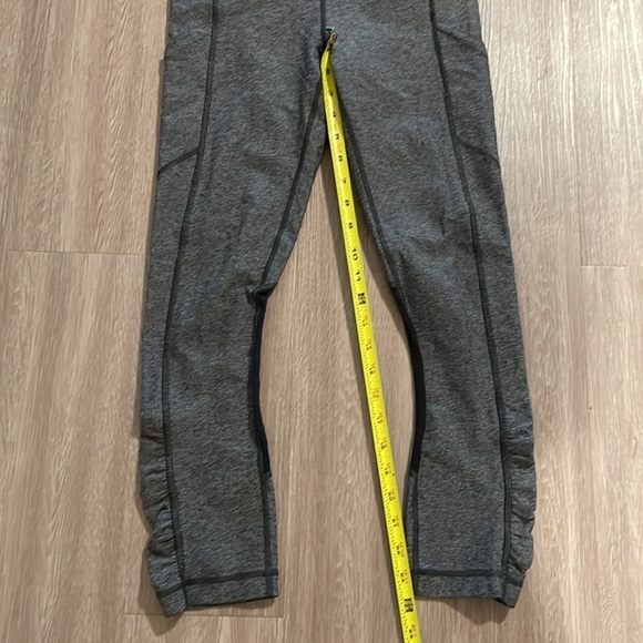Lululemon Women’s Leggings Size 4 Grey Pace Rival 22” Stretch Spandex Workout - Picture 14 of 17